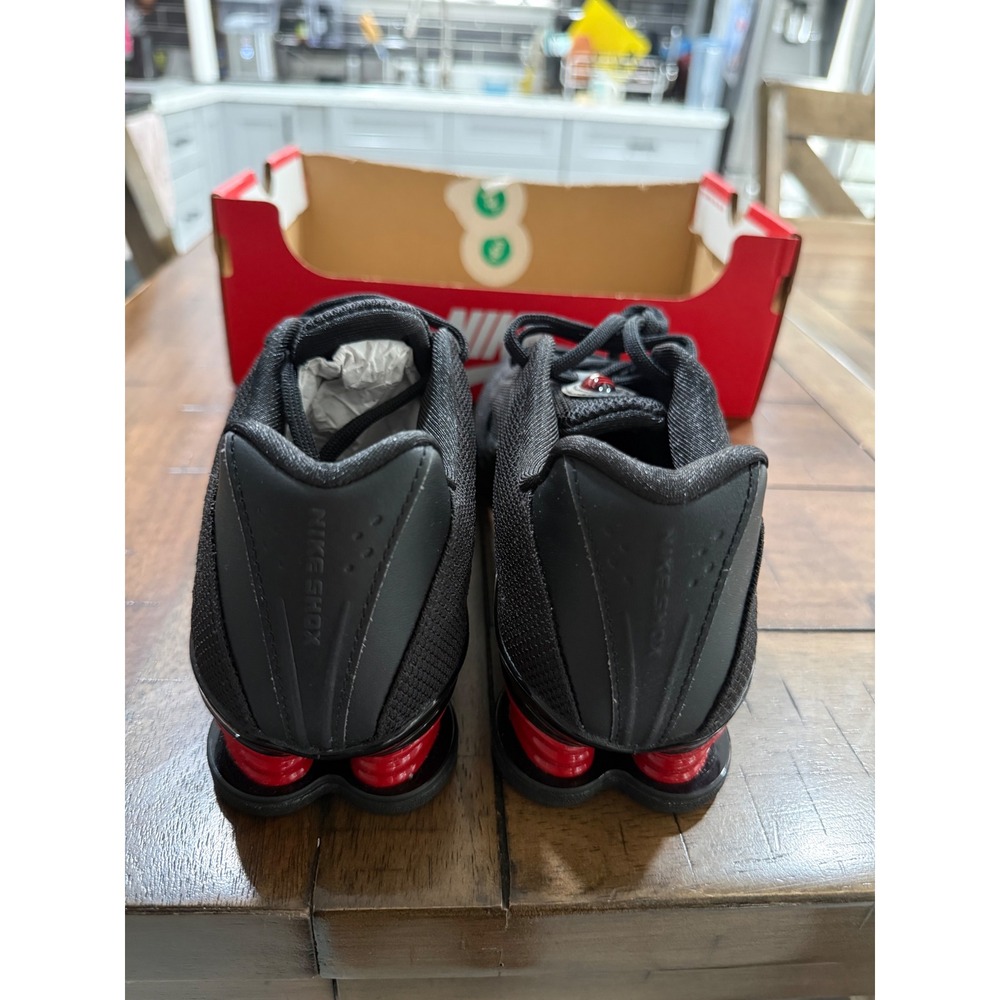 Nike Shox R4 Womens 6.5 Black University Red Running Shoes AR3565-004 - Picture 4 of 5